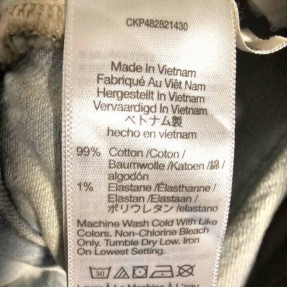 Classic White Women's Jeans - Picture 7 of 10